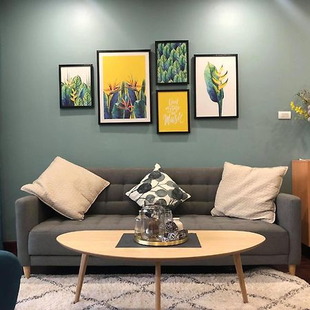 Westlake Homestay Hanoi - D'Le Roi Soleil Εξωτερικό φωτογραφία