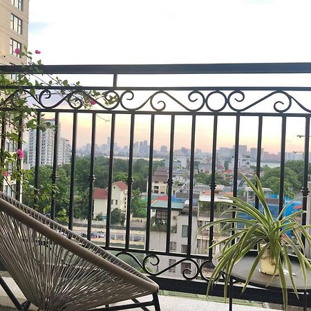 Westlake Homestay Hanoi - D'Le Roi Soleil Εξωτερικό φωτογραφία