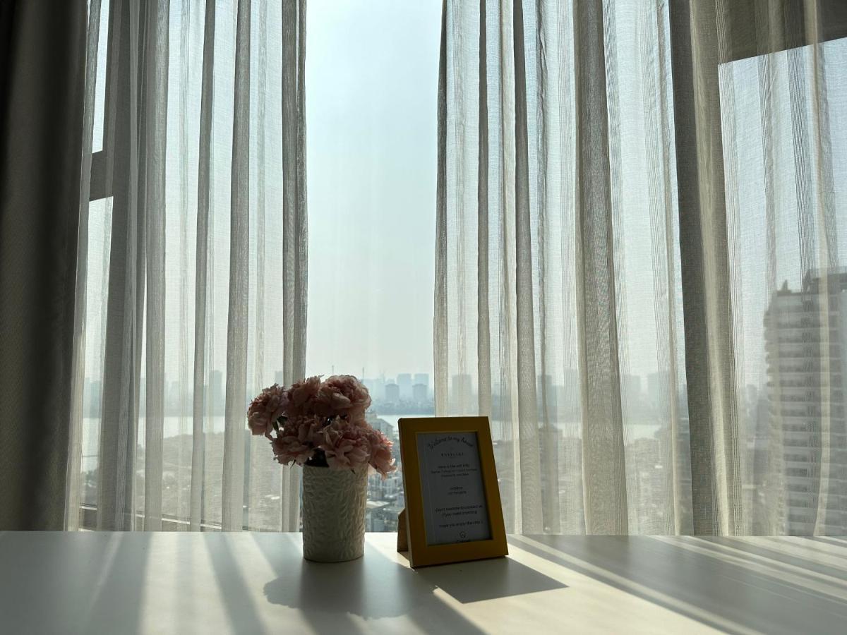 Westlake Homestay Hanoi - D'Le Roi Soleil Εξωτερικό φωτογραφία
