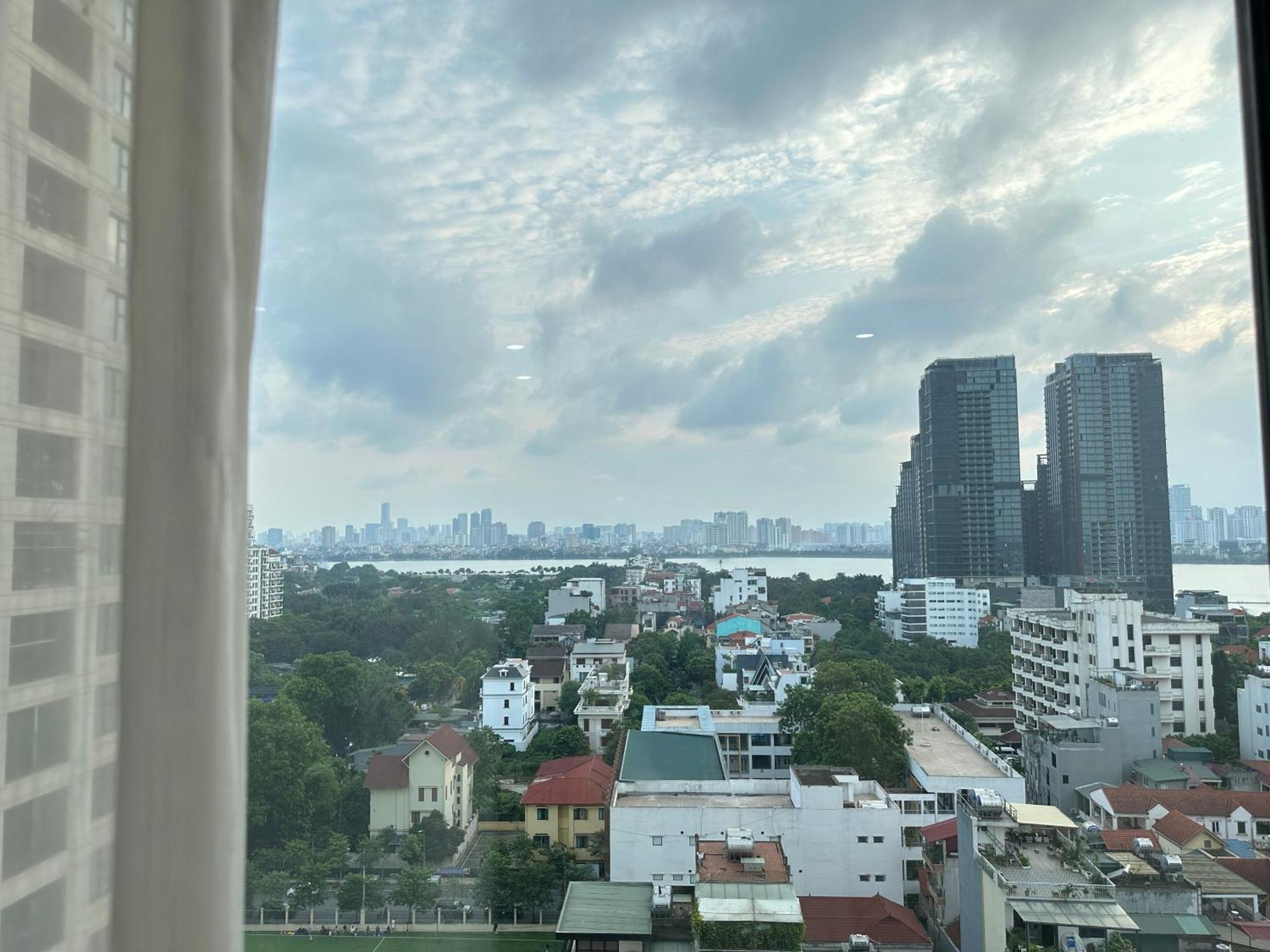 Westlake Homestay Hanoi - D'Le Roi Soleil Δωμάτιο φωτογραφία