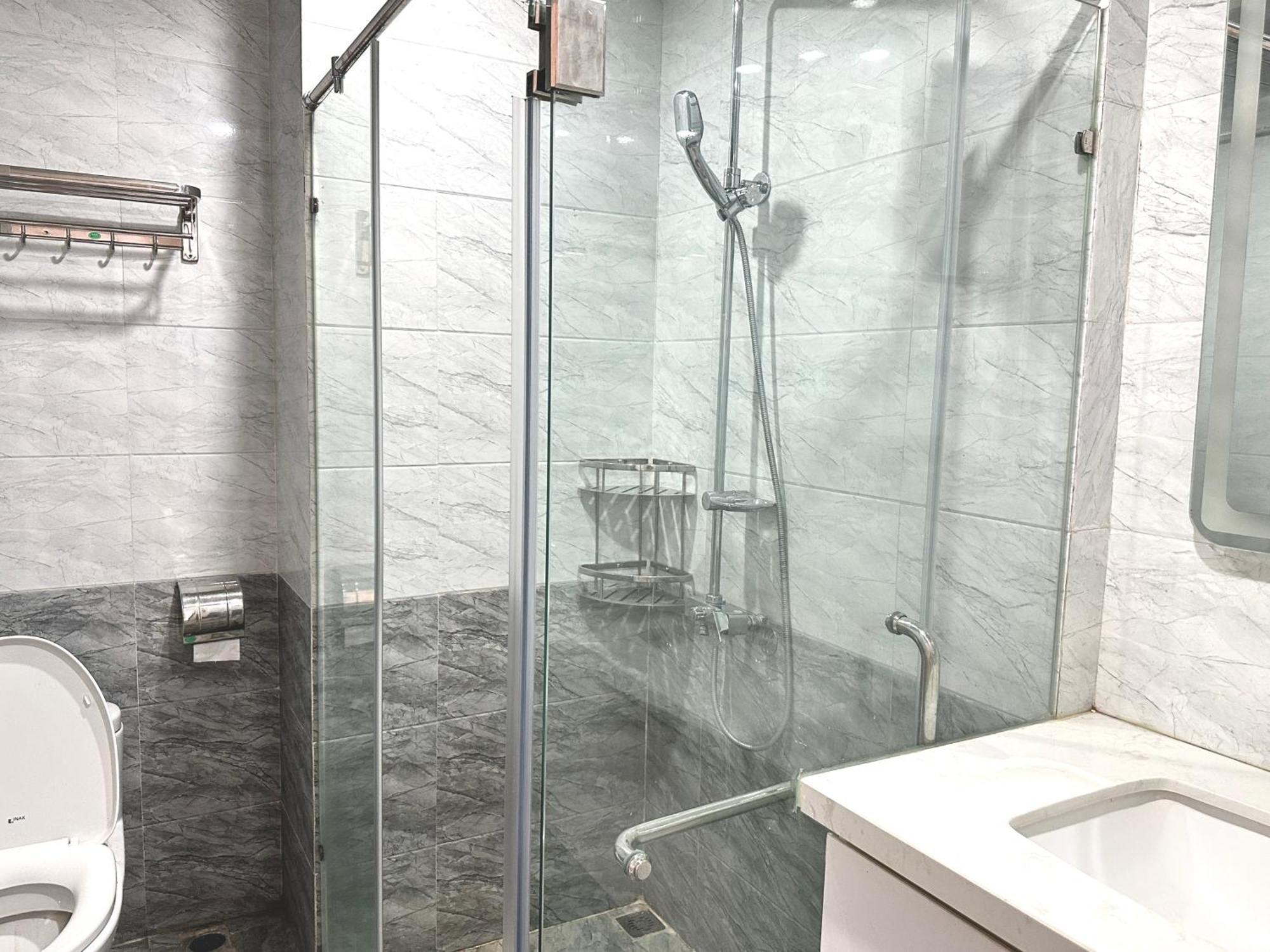 Westlake Homestay Hanoi - D'Le Roi Soleil Δωμάτιο φωτογραφία